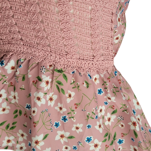 Francesca's Crochet Top - Picture 4 of 7